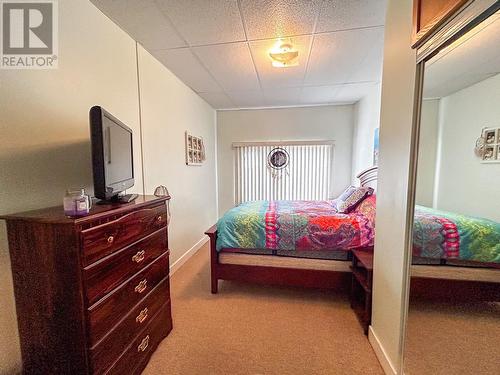 3045 Valleyview Road, Penticton, BC - Indoor Photo Showing Bedroom