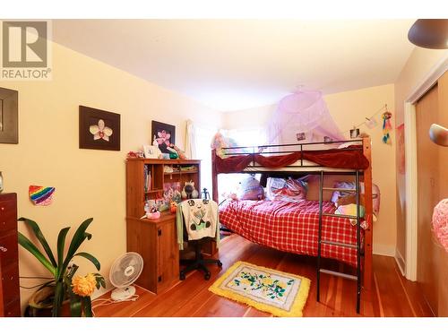 3045 Valleyview Road, Penticton, BC - Indoor Photo Showing Bedroom