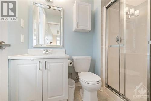 365 Haliburton Heights Unit#C, Ottawa, ON - Indoor Photo Showing Bathroom