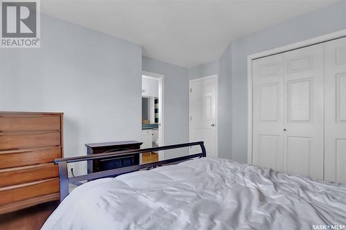 4950 Marigold Drive, Regina, SK - Indoor Photo Showing Bedroom