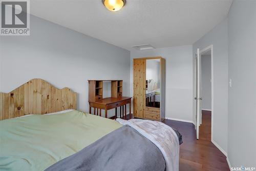 4950 Marigold Drive, Regina, SK - Indoor Photo Showing Bedroom