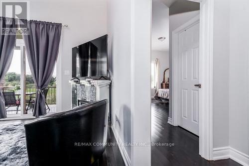 1574 Marina Drive, Fort Erie, ON - Indoor Photo Showing Other Room