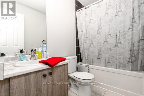 1574 Marina Drive, Fort Erie, ON - Indoor Photo Showing Bathroom