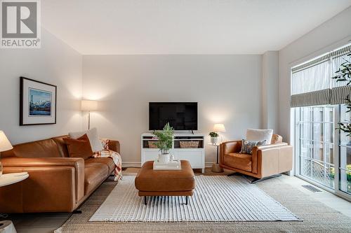 58 - 222 Fall Fair Way, Hamilton, ON - Indoor Photo Showing Living Room