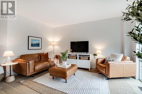 58 - 222 Fall Fair Way, Hamilton, ON - Indoor Photo Showing Living Room