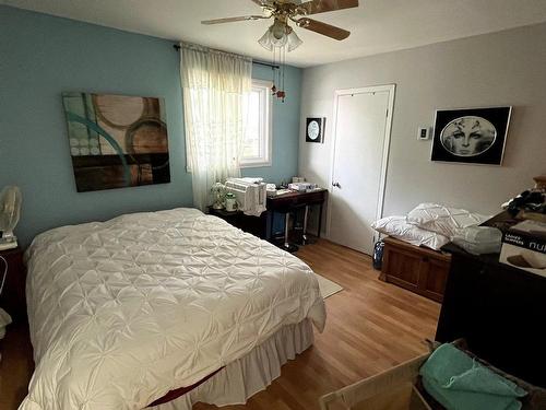 Chambre Ã Â coucher - 3333  - 3335 Rue Petitclerc, Québec (Beauport), QC - Indoor Photo Showing Bedroom