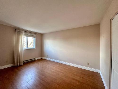 Master bedroom - 6105 Boul. Milan, Brossard, QC - Indoor Photo Showing Other Room