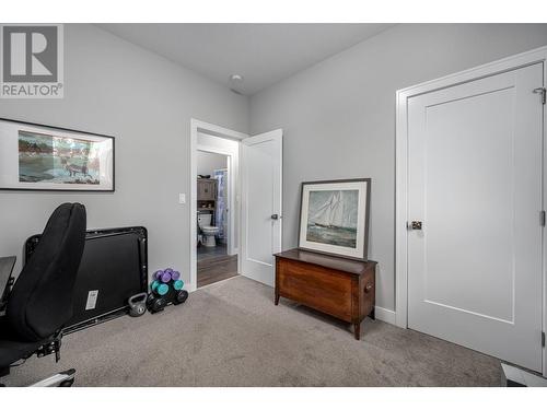 2714 Beachmount Crescent, Kamloops, BC - Indoor