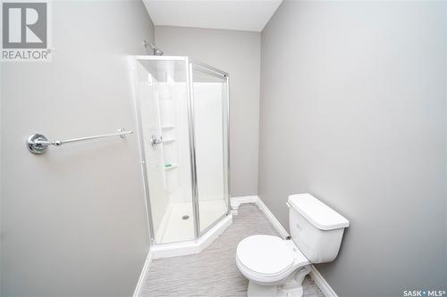 1361 Kent Street, Regina, SK - Indoor Photo Showing Bathroom