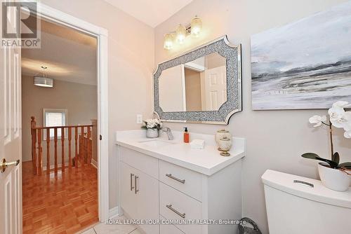 94 Monterey Road, Vaughan, ON - Indoor Photo Showing Bathroom