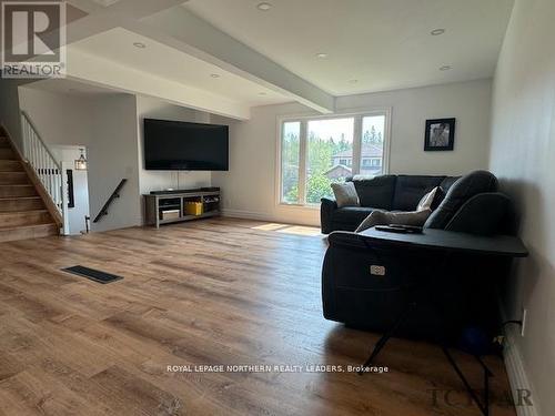 167 Claimpost Trail, Timmins, ON - Indoor Photo Showing Living Room