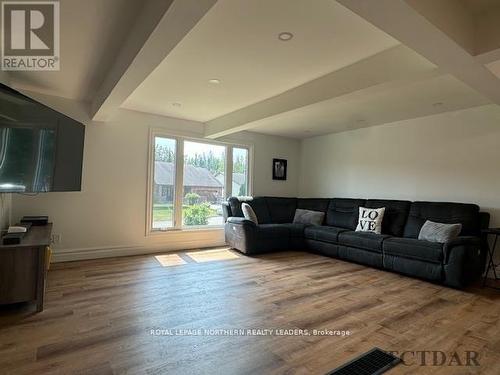 167 Claimpost Trail, Timmins, ON - Indoor Photo Showing Living Room