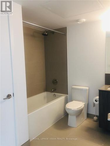 1701 - 19 Western Battery Road, Toronto, ON - Indoor Photo Showing Bathroom