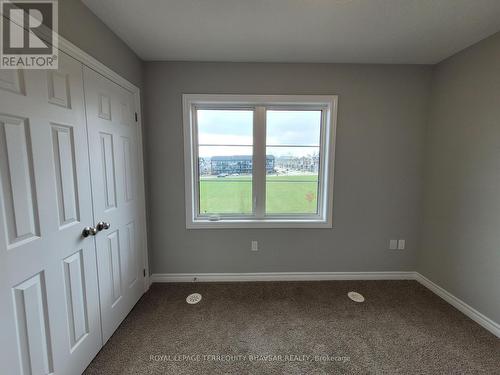 18 Oat Lane, Kitchener, ON - Indoor Photo Showing Other Room