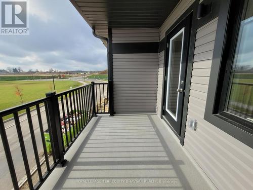 18 Oat Lane, Kitchener, ON - Outdoor With Balcony With Exterior