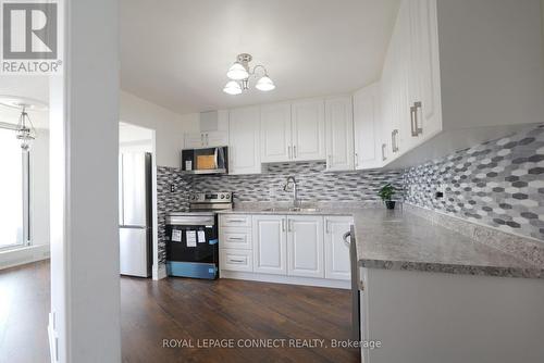 Ph 5 - 60 Pavane Linkway, Toronto, ON - Indoor Photo Showing Kitchen With Upgraded Kitchen