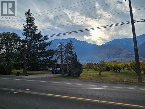 17 7Th Avenue, Keremeos, BC - Outdoor With View