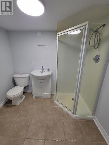 46 Arthur Avenue, Barrie, ON - Indoor Photo Showing Bathroom