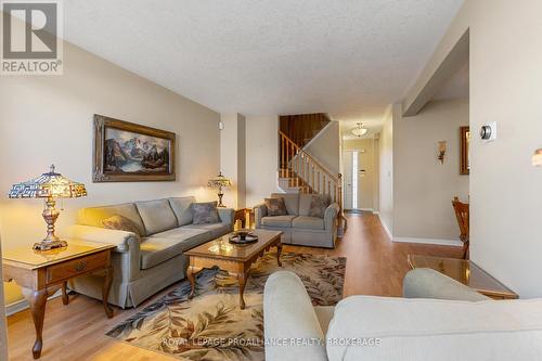 78 Rose Abbey Drive, Kingston (Kingston East (Incl Barret Crt)), ON - Indoor Photo Showing Living Room