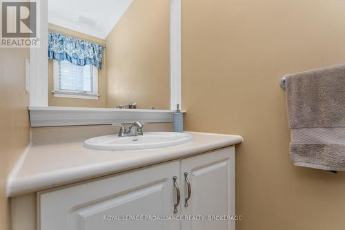 78 Rose Abbey Drive, Kingston (Kingston East (Incl Barret Crt)), ON - Indoor Photo Showing Bathroom