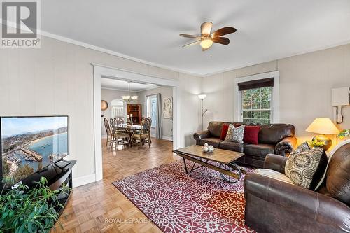 22 Alberta Street, Quinte West, ON - Indoor Photo Showing Living Room