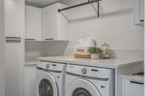 102-1100 Antler Drive, Penticton, BC - Indoor Photo Showing Laundry Room