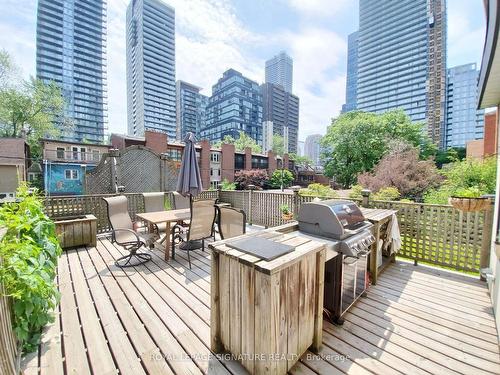 Upper-47 Gloucester St, Toronto, ON - Outdoor With Deck Patio Veranda