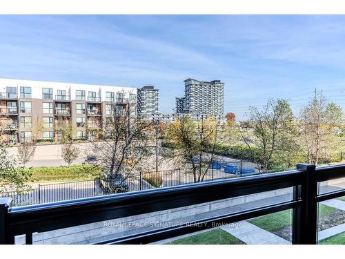 216-168 Sabina Dr, Oakville, ON - Outdoor With Balcony