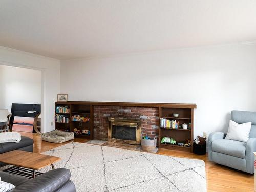 2359 Cookman St, Oak Bay, BC 