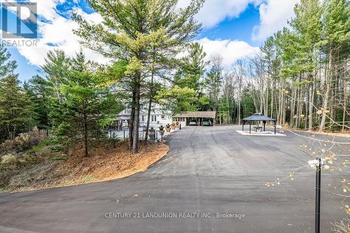 19661 Kennedy Road, East Gwillimbury, ON - Outdoor With View