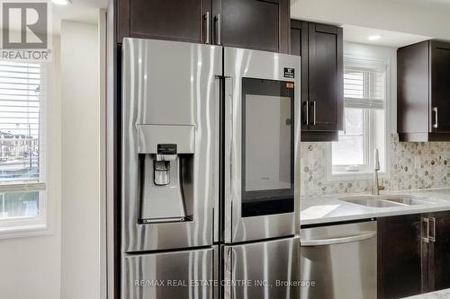 875 Sumac Crescent, Milton, ON - Indoor Photo Showing Kitchen With Stainless Steel Kitchen With Double Sink With Upgraded Kitchen