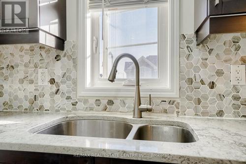 875 Sumac Crescent, Milton, ON - Indoor Photo Showing Kitchen With Double Sink