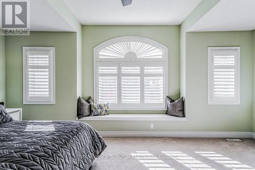 309 Vienna Street, Hamilton, ON - Indoor Photo Showing Bedroom