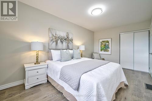 4039 Farrier Court, Mississauga, ON - Indoor Photo Showing Bedroom