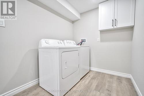 4039 Farrier Court, Mississauga, ON - Indoor Photo Showing Laundry Room