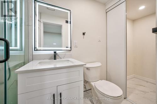 4039 Farrier Court, Mississauga, ON - Indoor Photo Showing Bathroom