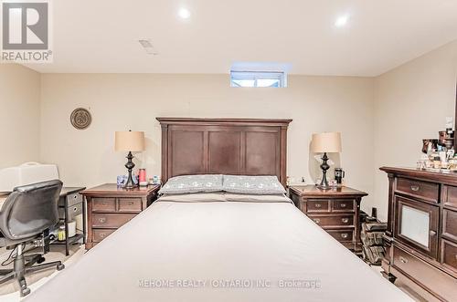 453 Pondview Place, Oakville, ON - Indoor Photo Showing Bedroom