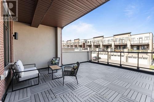 26 Carrville Woods Circle, Vaughan, ON - Outdoor With Balcony With Exterior