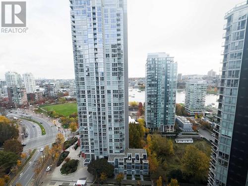 2502 1438 Richards Street, Vancouver, BC - Outdoor With Facade