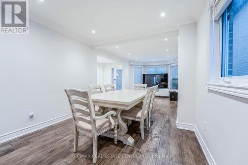 5202 Buttermill Court, Mississauga, ON - Indoor Photo Showing Dining Room