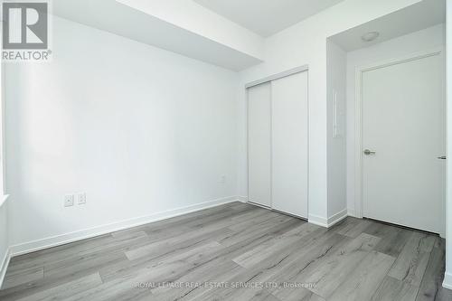 323 - 395 Dundas Street W, Oakville, ON - Indoor Photo Showing Other Room