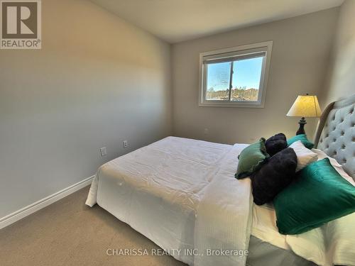 164 Sunflower Place, Welland, ON - Indoor Photo Showing Bedroom