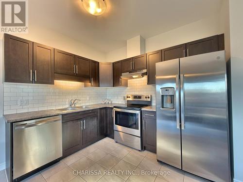 164 Sunflower Place, Welland, ON - Indoor Photo Showing Kitchen With Stainless Steel Kitchen With Double Sink With Upgraded Kitchen