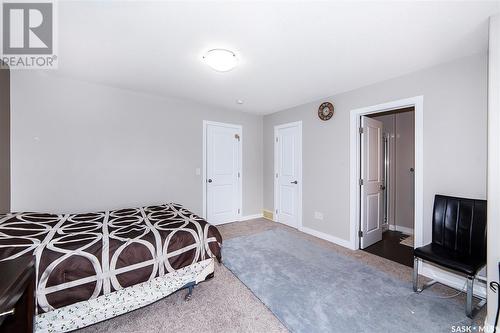 155 Marlatte Crescent, Saskatoon, SK - Indoor Photo Showing Bedroom