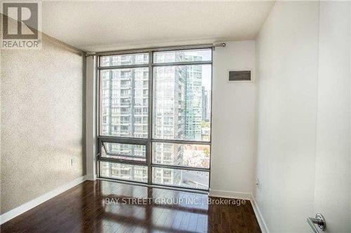 1510 - 5 Mariner Terrace, Toronto, ON - Indoor Photo Showing Other Room