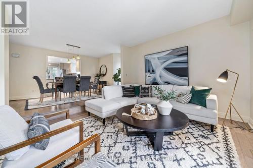 1 - 31 Keegan Parkway, Belleville, ON - Indoor Photo Showing Living Room