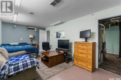 28 Anderson Crescent, Saskatoon, SK - Indoor Photo Showing Bedroom