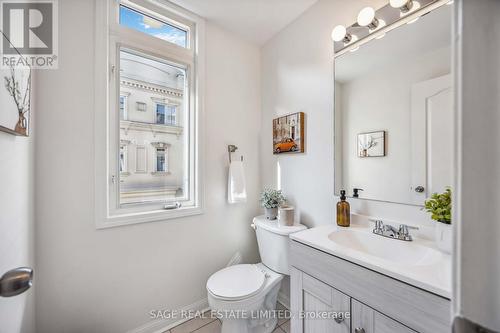 Th32 - 78 Carr Street, Toronto, ON - Indoor Photo Showing Bathroom