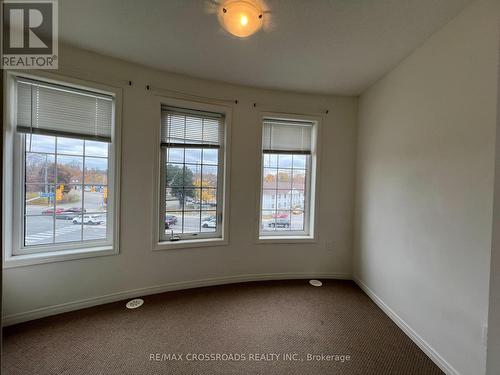 56 - 407 Beechgrove Drive, Toronto, ON - Indoor Photo Showing Other Room