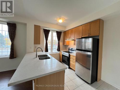 56 - 407 Beechgrove Drive, Toronto, ON - Indoor Photo Showing Kitchen With Stainless Steel Kitchen With Double Sink